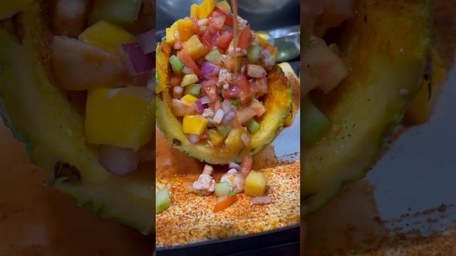 Hottest Seafood Pineapple on the Market смотреть онлайн