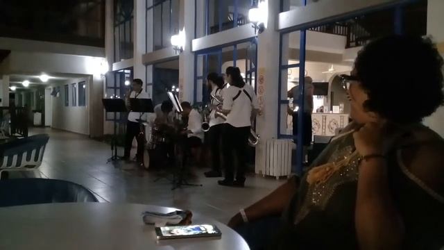 Noche cubana en El Hotel Memories Jibacoa. смотреть онлайн