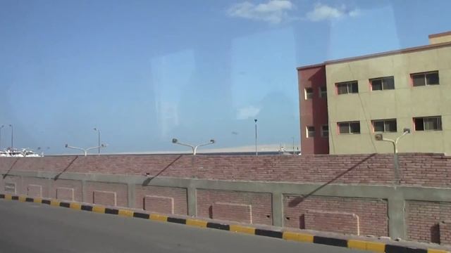 11. Египет. Хургада из окна автобуса. смотреть онлайн