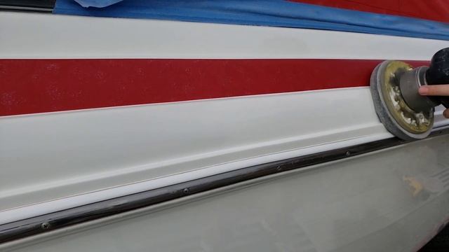 Gelcoat on a boat. Narrated use of 3 buffers, products and pads. Wax a boat, how to: смотреть онлайн