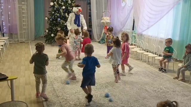 Развлечение "До свидания ёлочка"1 мл.гр. смотреть онлайн