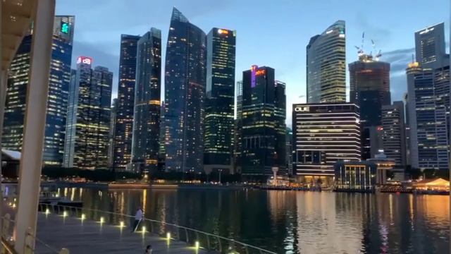 Apple store in Marina Bay Singapore смотреть онлайн