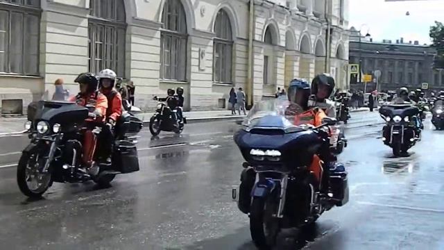 St.Petersburg Harley®Days-2017. Возвращение после парада на пл. Островского смотреть онлайн