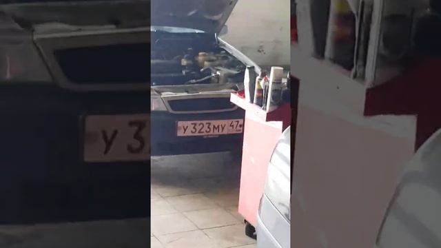 Заехал на замену масла, а тут моя старая машина 😁 смотреть онлайн