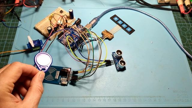 Ардуино кормушка для кошек смотреть онлайн