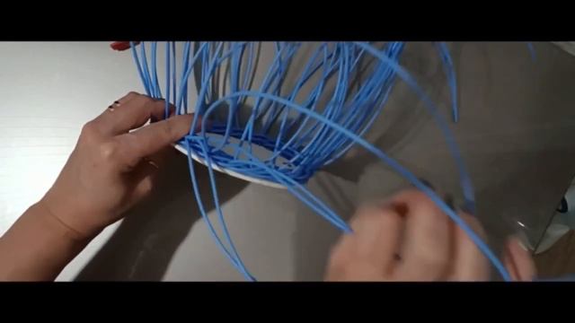 Как сплести сумку из ротанга, первая часть смотреть онлайн