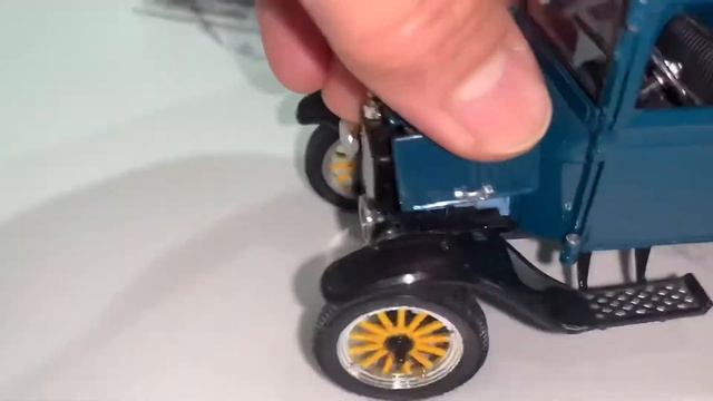 Signature Models Diecast Car | Vintage Toy Cars смотреть онлайн