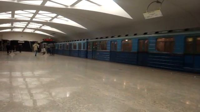 московское метро станция строгино. смотреть онлайн