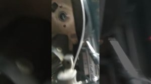 скрип руля при вращения