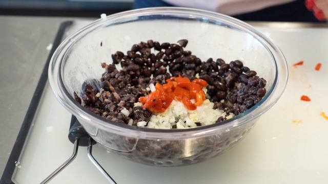 Grocery Shopping Tips for Cheap and Easy Meals | Pantry Staples | Allrecipes смотреть онлайн