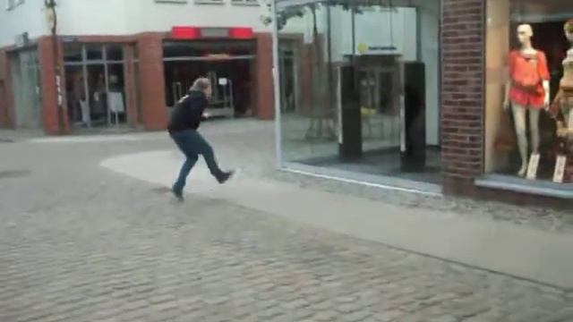 Angus Young Faker смотреть онлайн