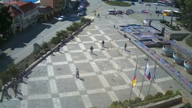 Вебкамера "Площадь Советская". Запись 24.05.2017 10:00:05 смотреть онлайн
