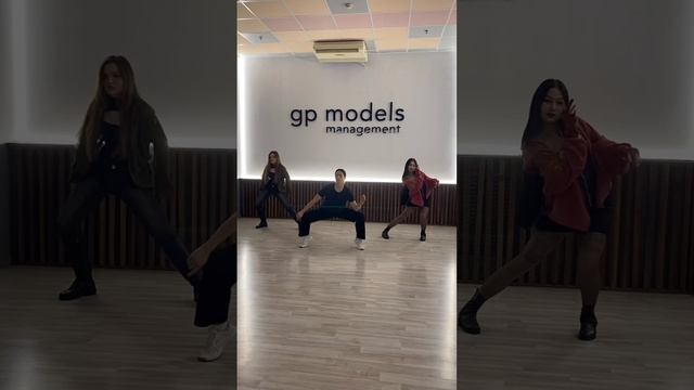 Фэшн позинг 💫