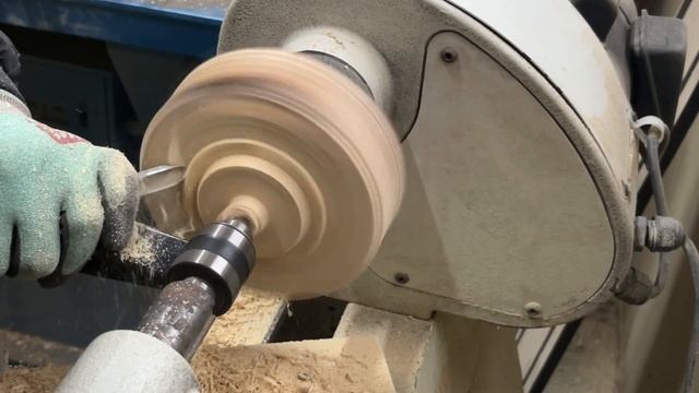 Woodturning - 살구나무로 그릇 만들려다 접시가 된 이야기 смотреть онлайн
