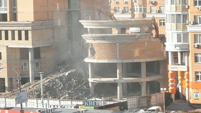 Оболонь. Метро Минская. 05.11.2016_10.03 смотреть онлайн