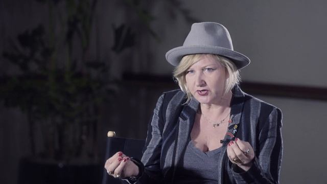Costume Designer Mona May смотреть онлайн