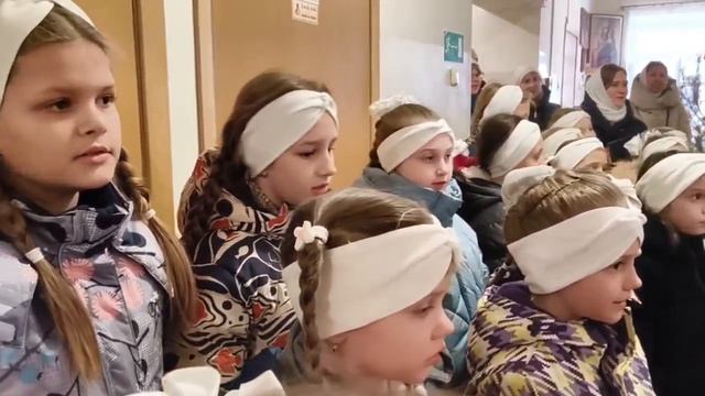 ТВОРЧЕСКИЕ ПОДАРКИ ГИМНАЗИСТОК ДЛЯ НАСЕЛЬНИЦ ИВЕРСКОГО МОНАСТЫРЯ смотреть онлайн