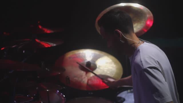 Dream Theater - Pale Blue Dot (Live drum cover) Николай Гаврилов смотреть онлайн