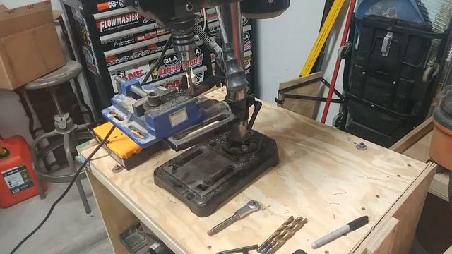 Manual Brake Swap on a Third Gen F-Body смотреть онлайн
