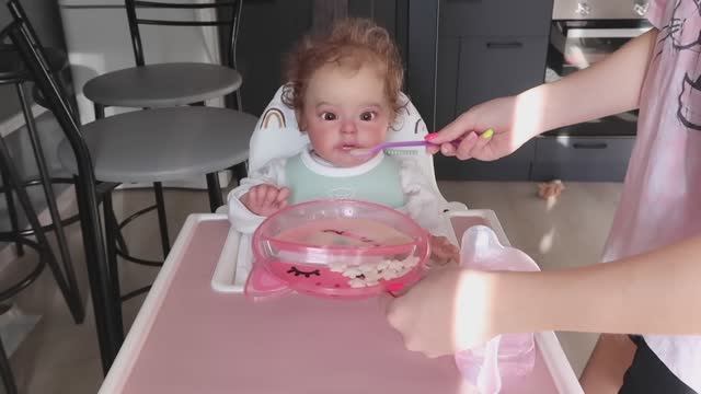 День с реборном Евой Day With Reborn Doll смотреть онлайн