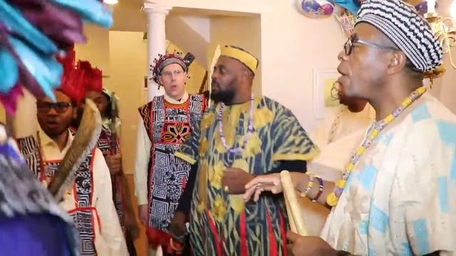 INTRONISATION de Ma'ah KOKOH Veronique Kom et Mo'oh FO'OH Arsene KOM a Lemou Bafou USA смотреть онлайн