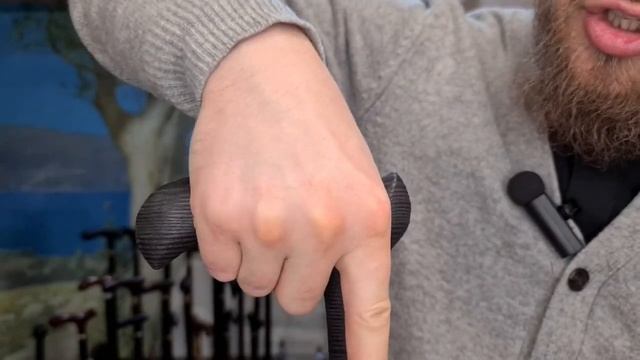 Деревянная трость с клинком | "Черный Герцог" смотреть онлайн