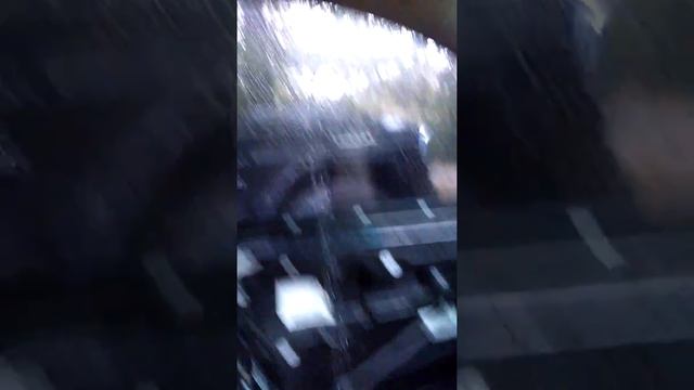 Не капельки воды не пропускает, чудо люк!!!! смотреть онлайн