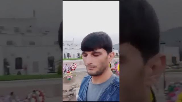 «Մեր տղորցը հո՞ւնց կարինք լի թողնին ստեղ, մենք քինանք». Դավիթը` Ստեփանակերտի եղբայրական գերեզմանոցի смотреть онлайн