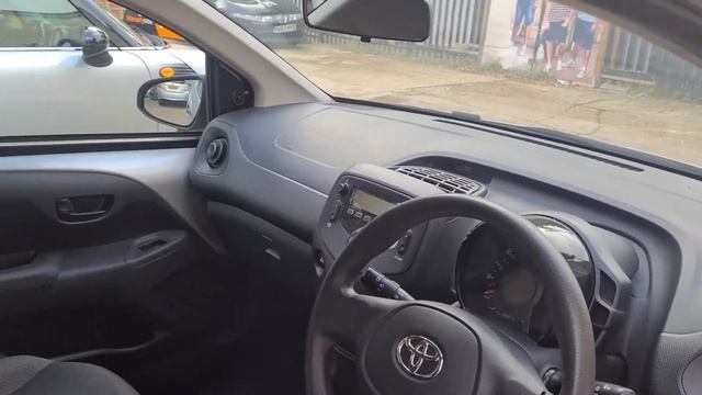 Toyota AYGO 1.0 VVT-i x 3dr EU5 NG64KKU смотреть онлайн