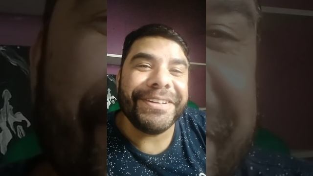 Chama a mamãe, papai e irmãs para fazerem a live contigo? смотреть онлайн