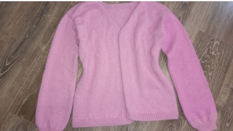 Вязаный кардиган спицами. Легкий в вязаные