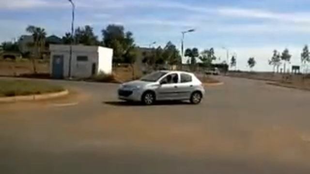 SNOBBEUR007 ACCELERATION FRENAGE PEUGEOT 206 PLUS D1 SNOBBEUR007 смотреть онлайн