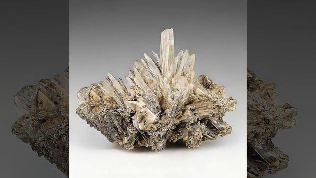 Mineral Interpolation StyleGAN2-ADA смотреть онлайн