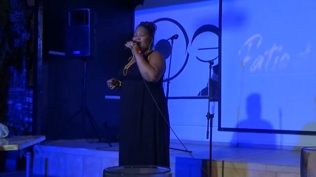 2 _En el patio Don Antonio del Bulevar en Santiago de Cuba 7. 10 .2020 смотреть онлайн
