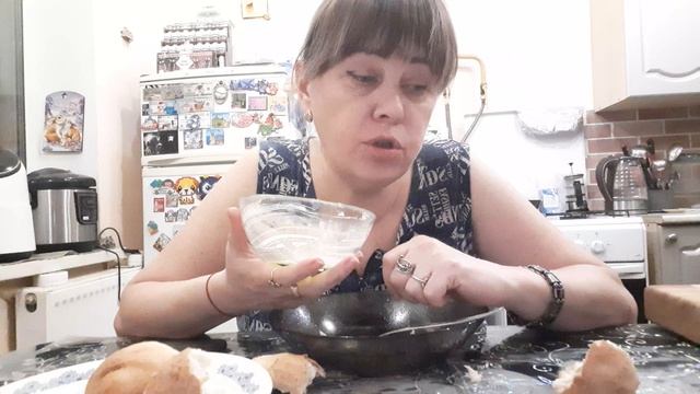 Первый раз пробуем с Дочкой Том Ям 🍛🍲🔥🐲 , ох теперь в отдельный кабинет лучше не ходить🤣 смотреть онлайн