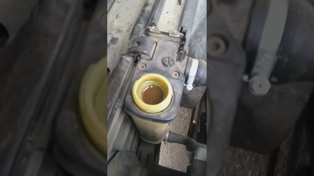 Эмульсия в системе охлаждения BMW e34 с мотором M20B20 смотреть онлайн