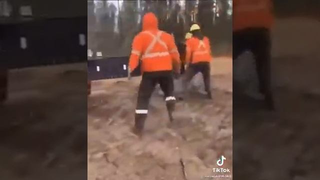 делай так всегда и спина болеть не будет😁 смотреть онлайн