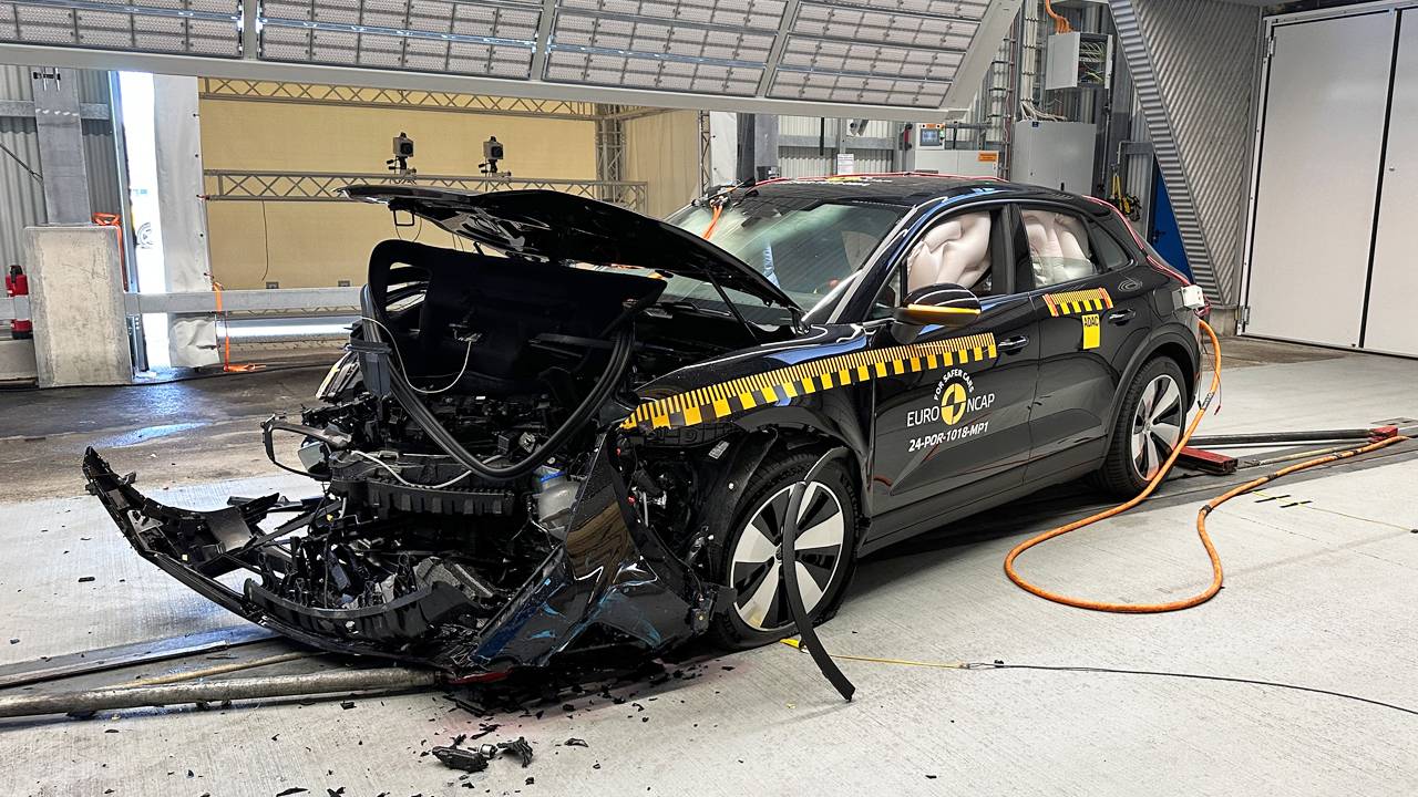 Краш-тест нового Porsche Macan 2024 от Euro NCAP на CarMaps.Ru смотреть онлайн