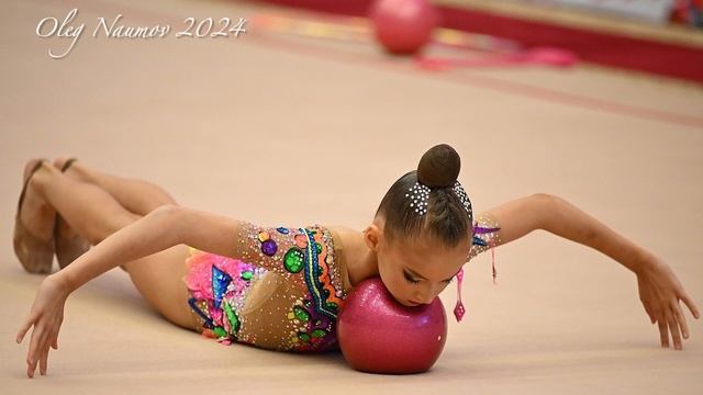 Музыка для художественной гимнастики - Track 705 смотреть онлайн