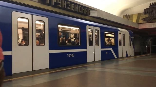 Stadler M110/M111 отбывает со станции “Фрунзенская” смотреть онлайн