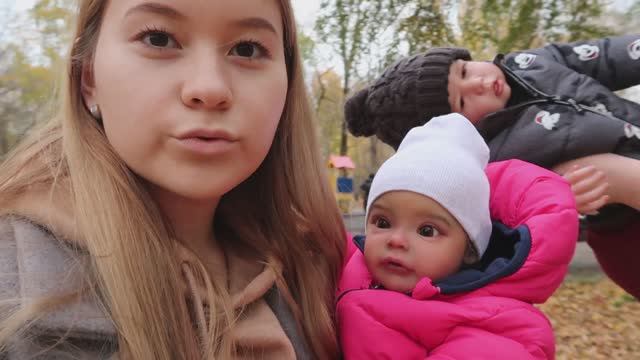 ПРОГУЛКА с РЕБОРНАМИ ЕВОЙ и НЕЙТОМ смотреть онлайн