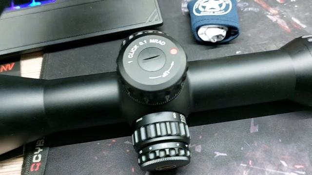 Vector Optics Continental 3×18 50 Ffp