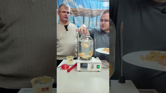 Делаем настойку имбирно-мандариновую с лаймом и медом и дегустируем. Авторская от студента Чаки