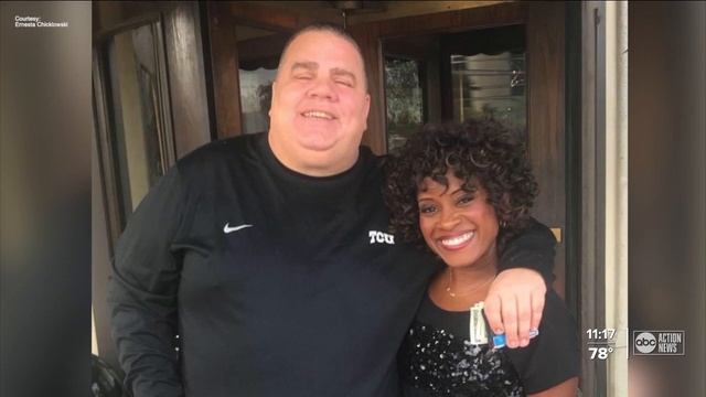 Local restaurant raises money to help a Hillsborough County teacher diagnosed with MS смотреть онлайн