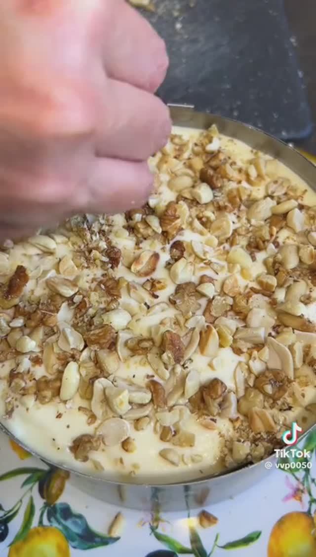 Киевский торт без выпечки !!! 💯 смотреть онлайн