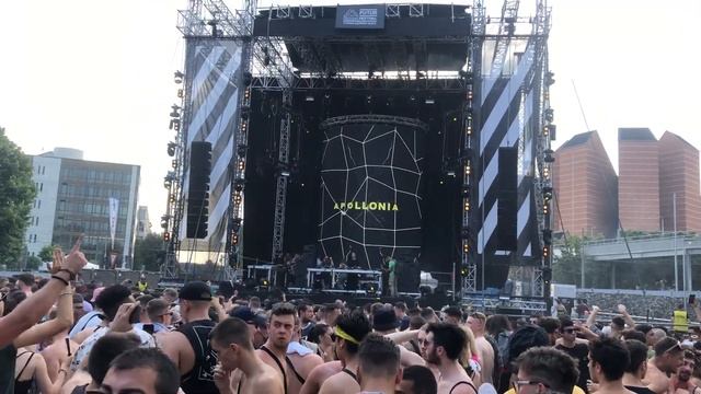 Apollonia @ Kappa Futur Festival 2019 ~ Kings Of Tomorrow - Fade II Black / God Made Me Phunky LIVE смотреть онлайн