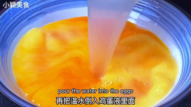【小穎美食】洋蔥以後別炒著吃了，打入四個雞蛋，出鍋瞬間變美食，簡單又好吃 смотреть онлайн
