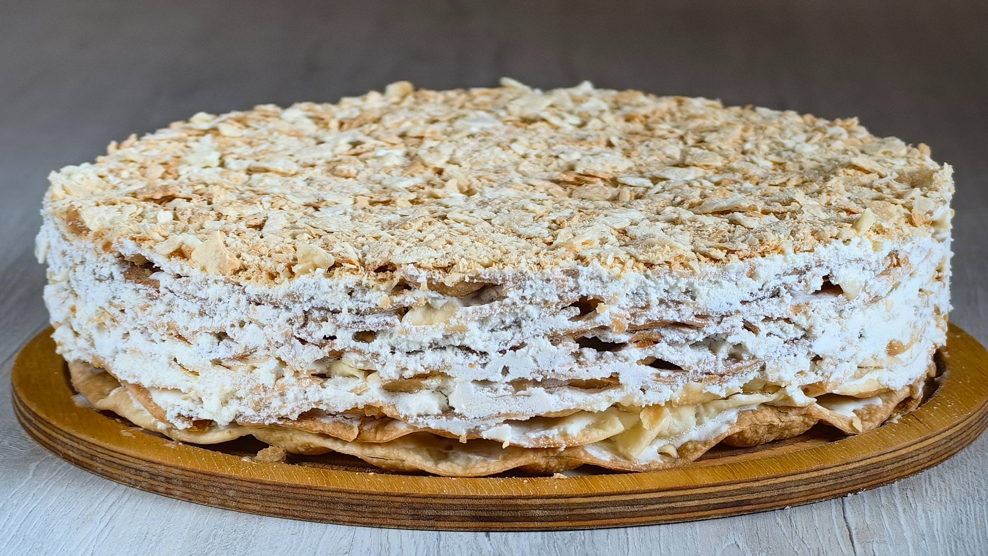 Торт Наполеон💯На ВОДЕ🥳Рецепт БОМБА!Тает во рту💥Классический Наполеон со сливочным кремом/Хрустя смотреть онлайн