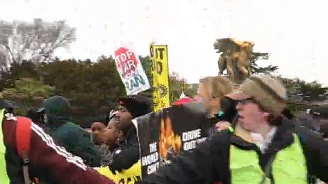 Start of March to Pentagon смотреть онлайн