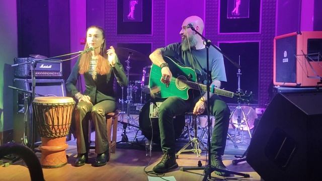 Анна Арустамьян (ДУЭТ 1213) - "Бомж Валера" (12.03.23, арт-центр "Гаркундель", С-Пб) смотреть онлайн